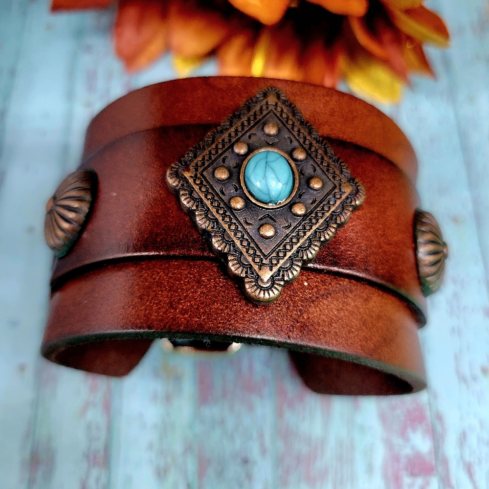 Western Style Leather Cuff Bracelet  Adjustable With Faux Turquoise Concho